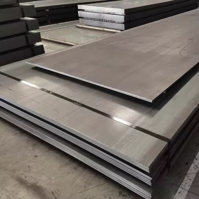 Q235B Q355 ألواح الصلب الكربوني المدرفلة على الساخن بسماكة 6-40 مم وسطح منقوش للبناء والهندسة